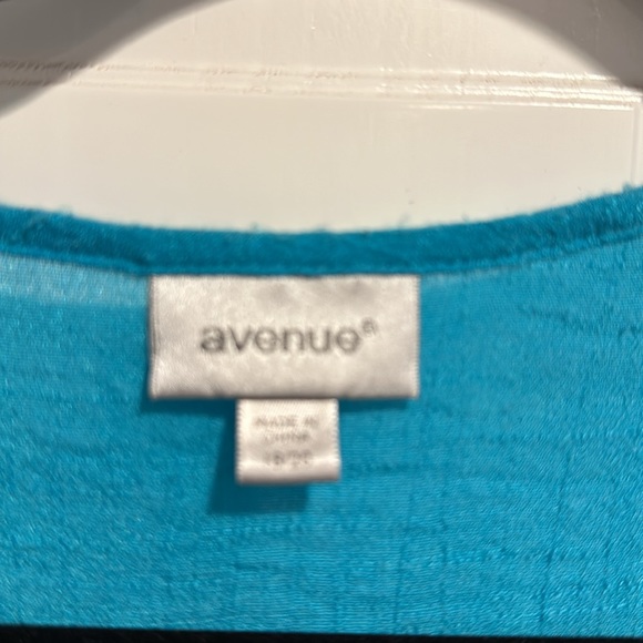Plus size purge- Lot of 5 AVENUE Sz 18/20 tops !! - Picture 2 of 12